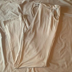 Comfy lounge pants with pockets